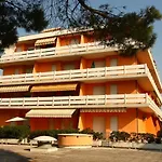 Three-bedroom Flat With Balcony In Appartement