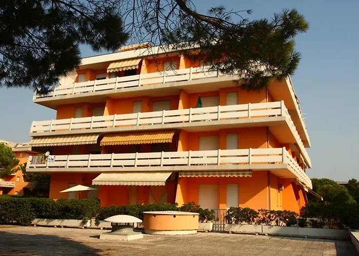 Appartamento Three-bedroom Flat With Balcony In Bibione